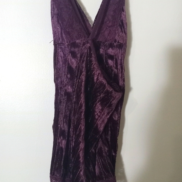 Twenty One Vintage Deep Purple Camisole w/ Sequins Med Like New! - Picture 6 of 7
